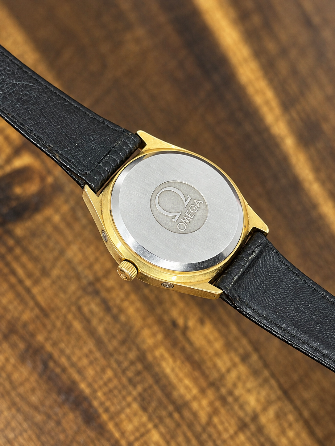 Vintage Omega Quartz Day-Date Gold Tone Watch – Champagne Dial