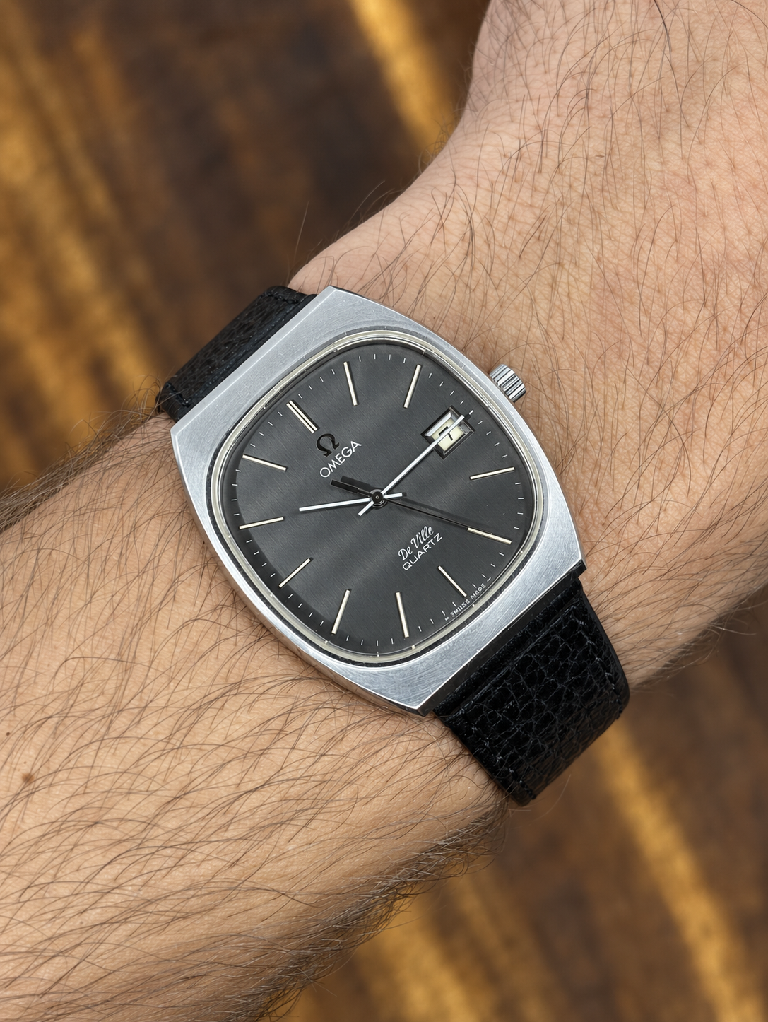 Vintage Omega De Ville Quartz Cal. 1342 – Grey Dial – Box & Papers