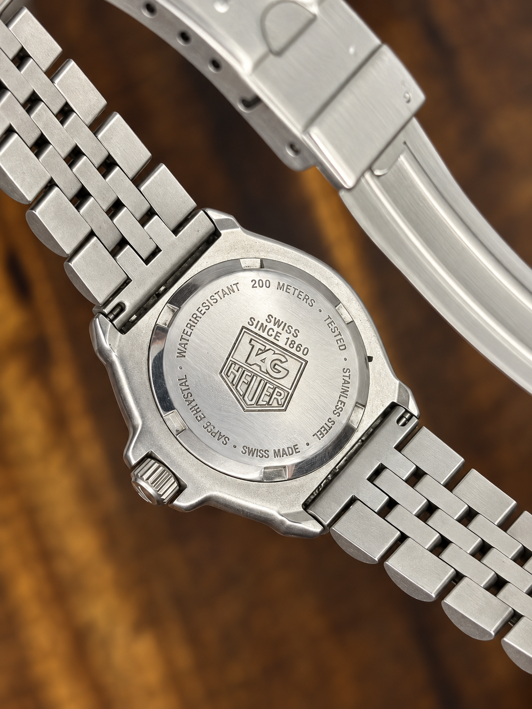Vintage TAG Heuer Ladies Professional 200M Quartz Watch | White Dial Blue Bezel Steel Bracelet