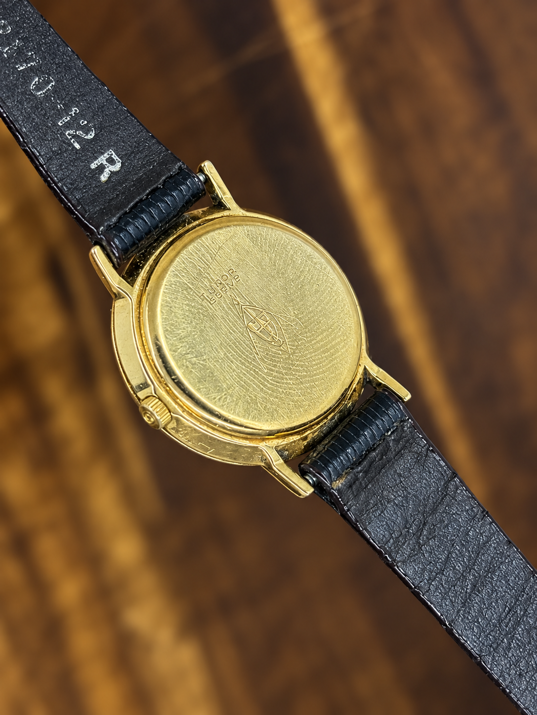 Vintage Gucci Web Stripe Watch | Red & Green Dial Gold Tone Swiss Made