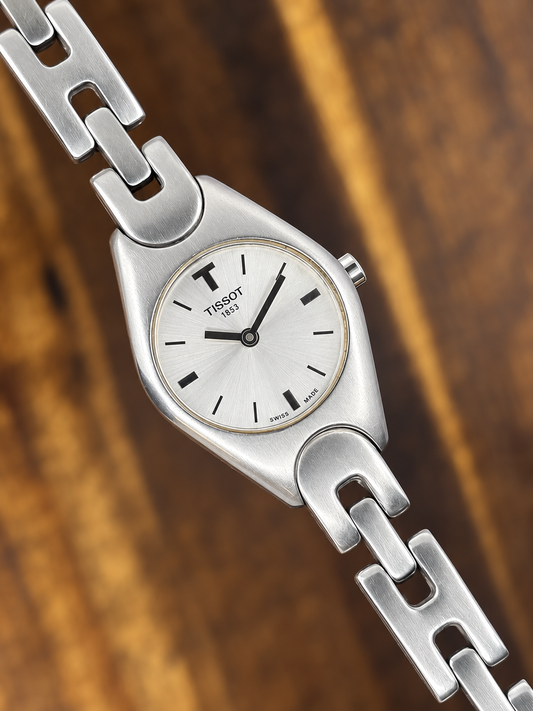 Vintage Tissot 1853 Ladies Watch | Silver Dial Stainless Steel Bracelet Swiss Made