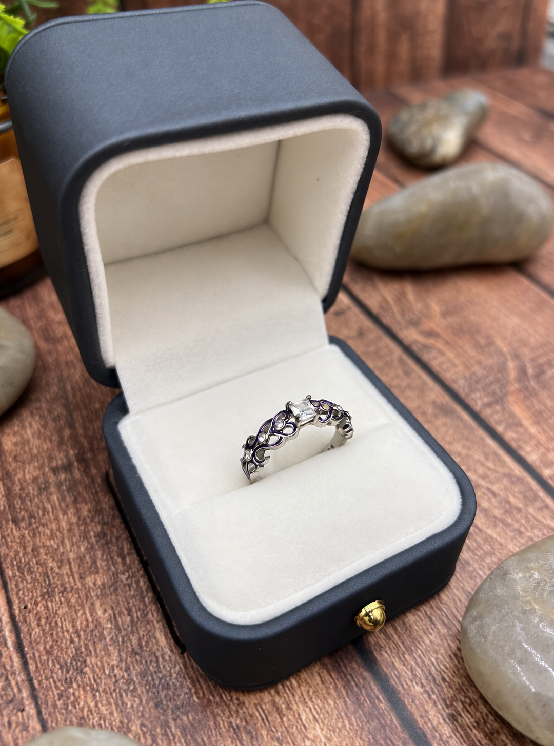 925 Sterling Silver Purple Enamel Celtic Ring – Clear Stone Solitaire