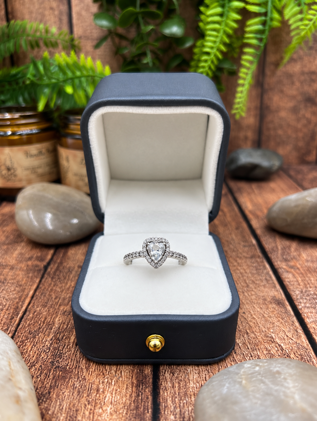 925 Sterling Silver Heart Stone Halo Ring – Clear Stone Love Ring
