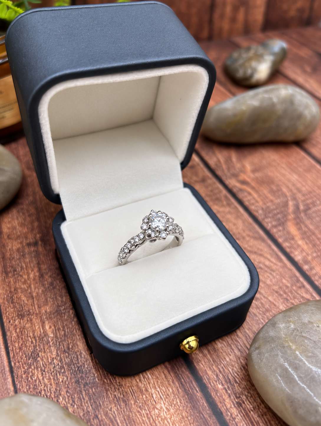 925 Sterling Silver Clear Stone Vintage Style Solitaire Ring – Ornate Ring