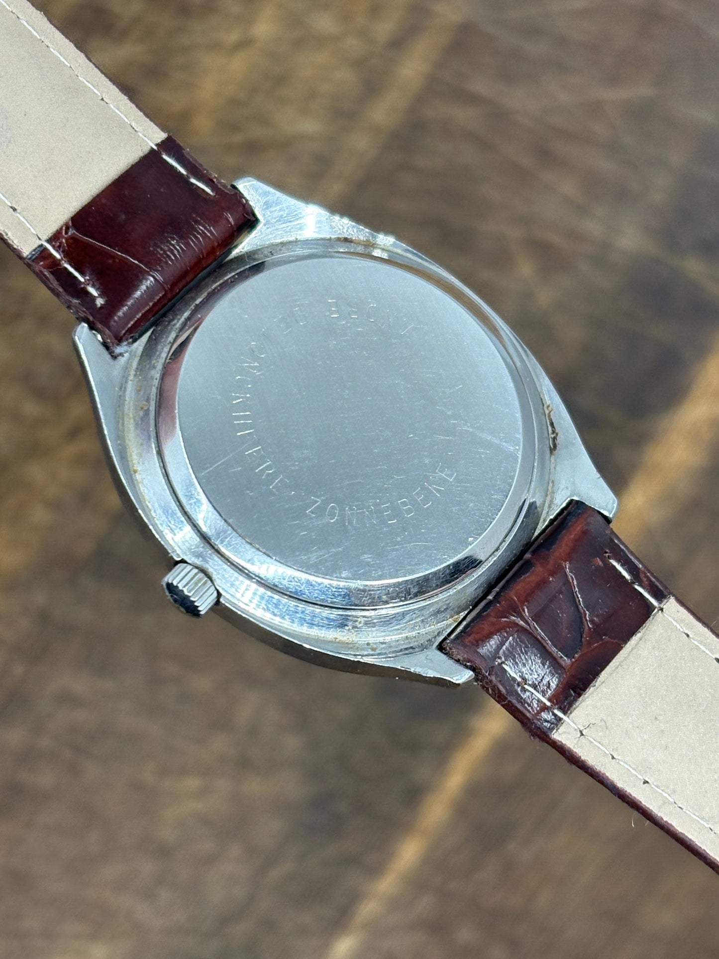 Omega Seamaster Quartz (Silver Dial)