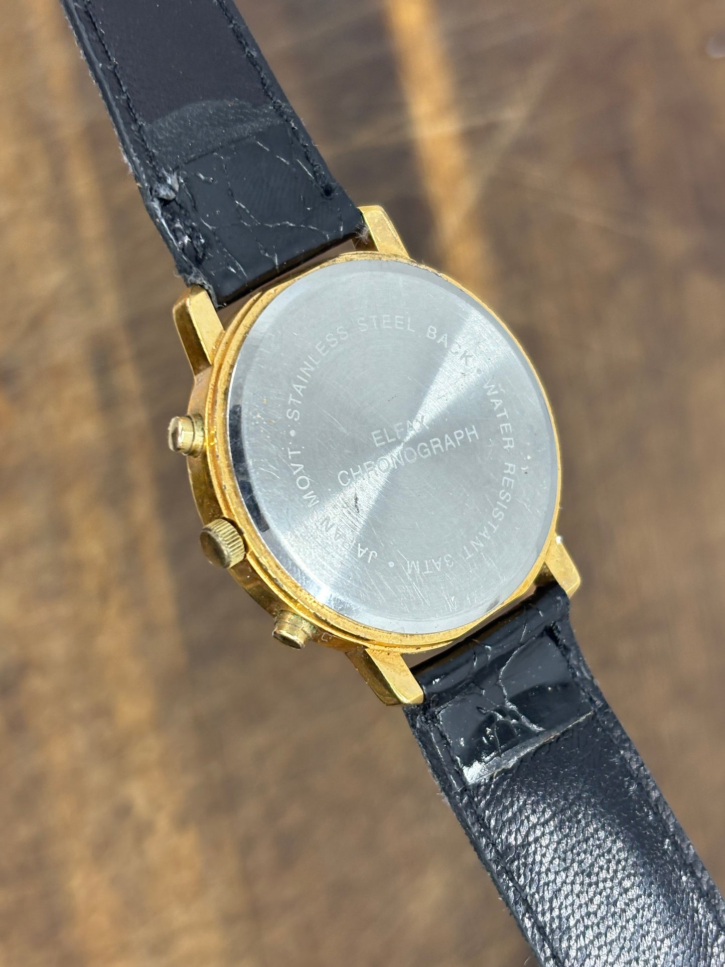 Elifax Quartz Chronograph – Gold-Tone Case, White Dial