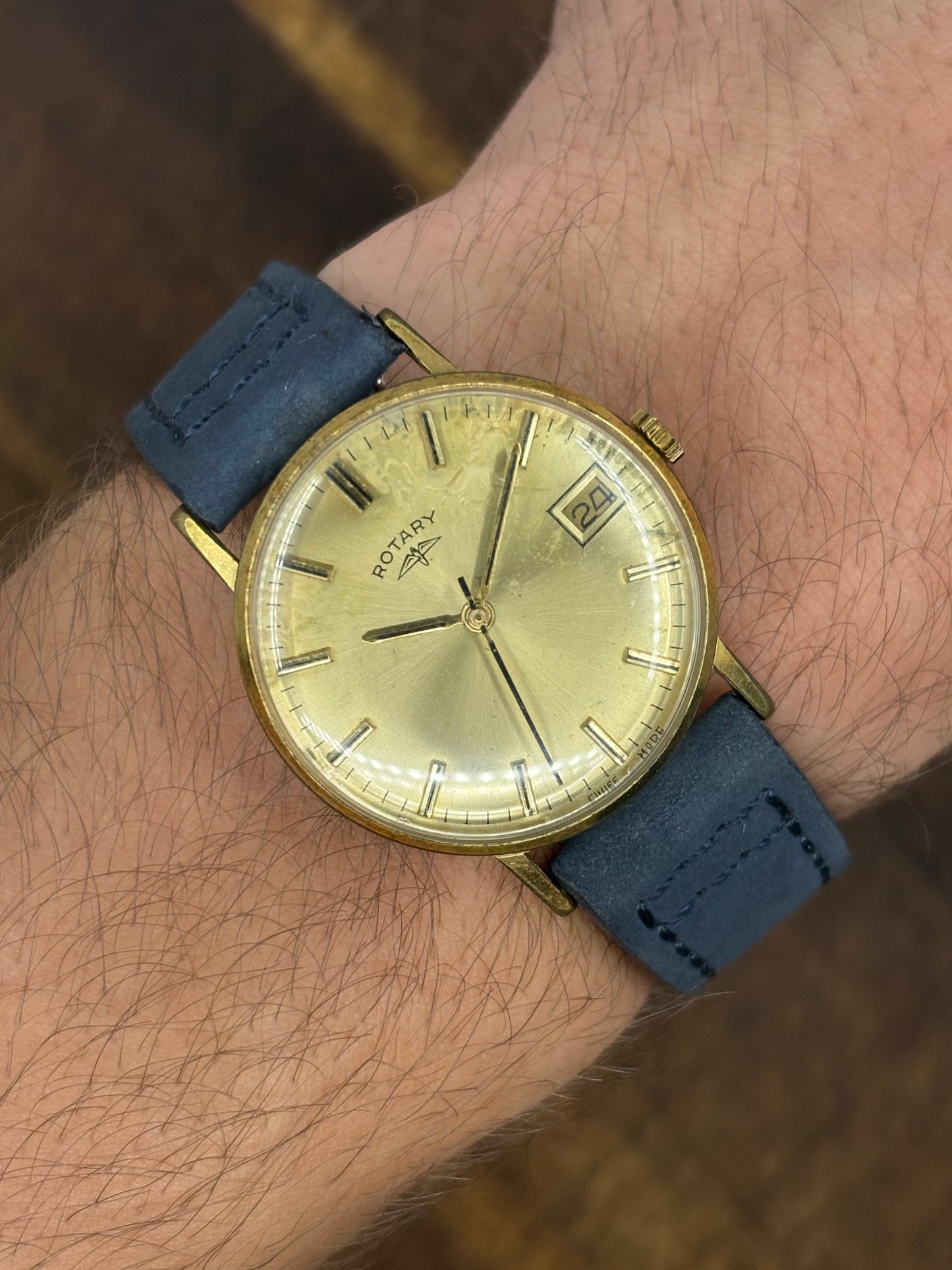 Vintage Rotary Date Quartz Watch