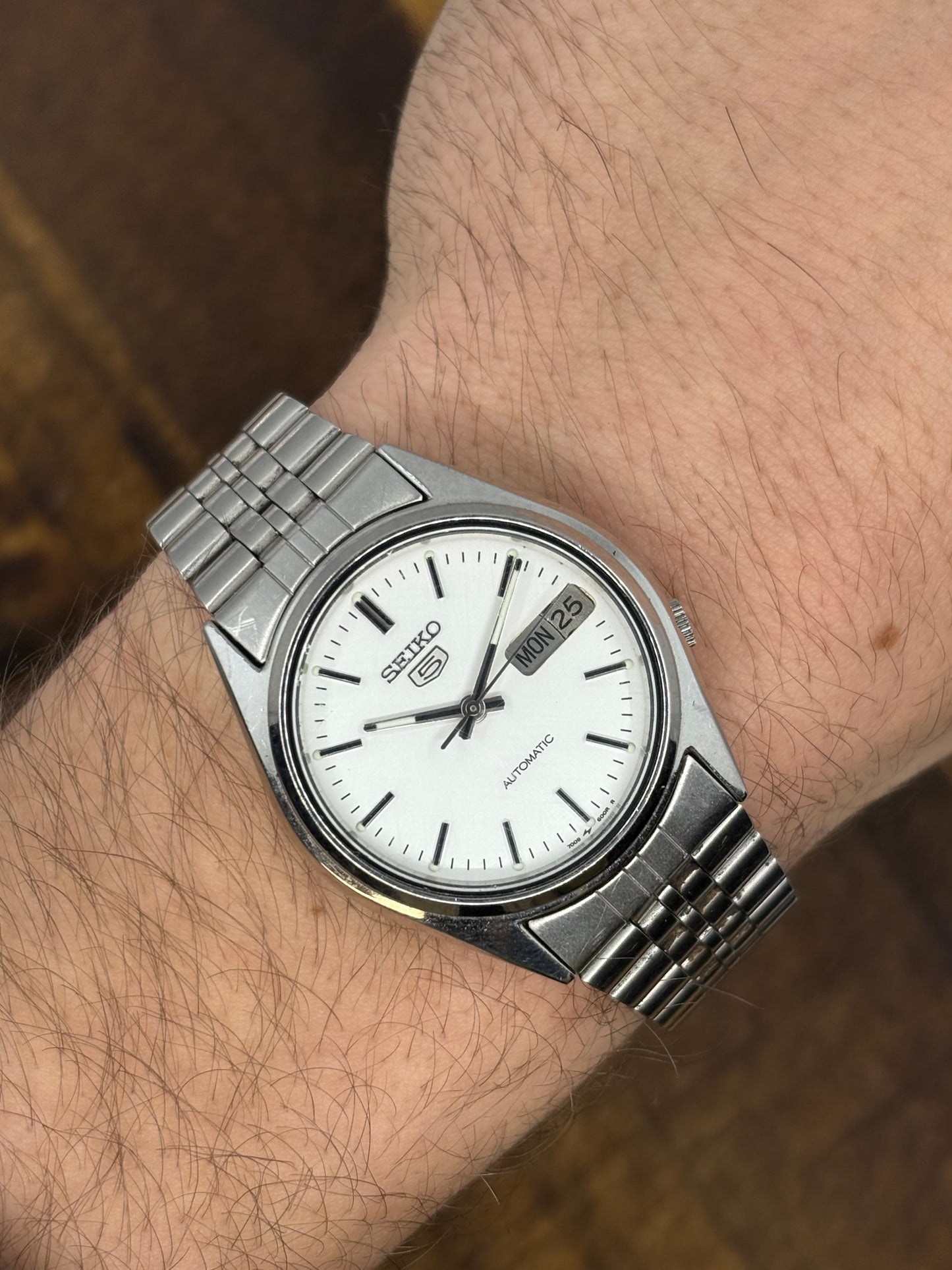 Seiko 5 Automatic (White Dial, Clean Classic)