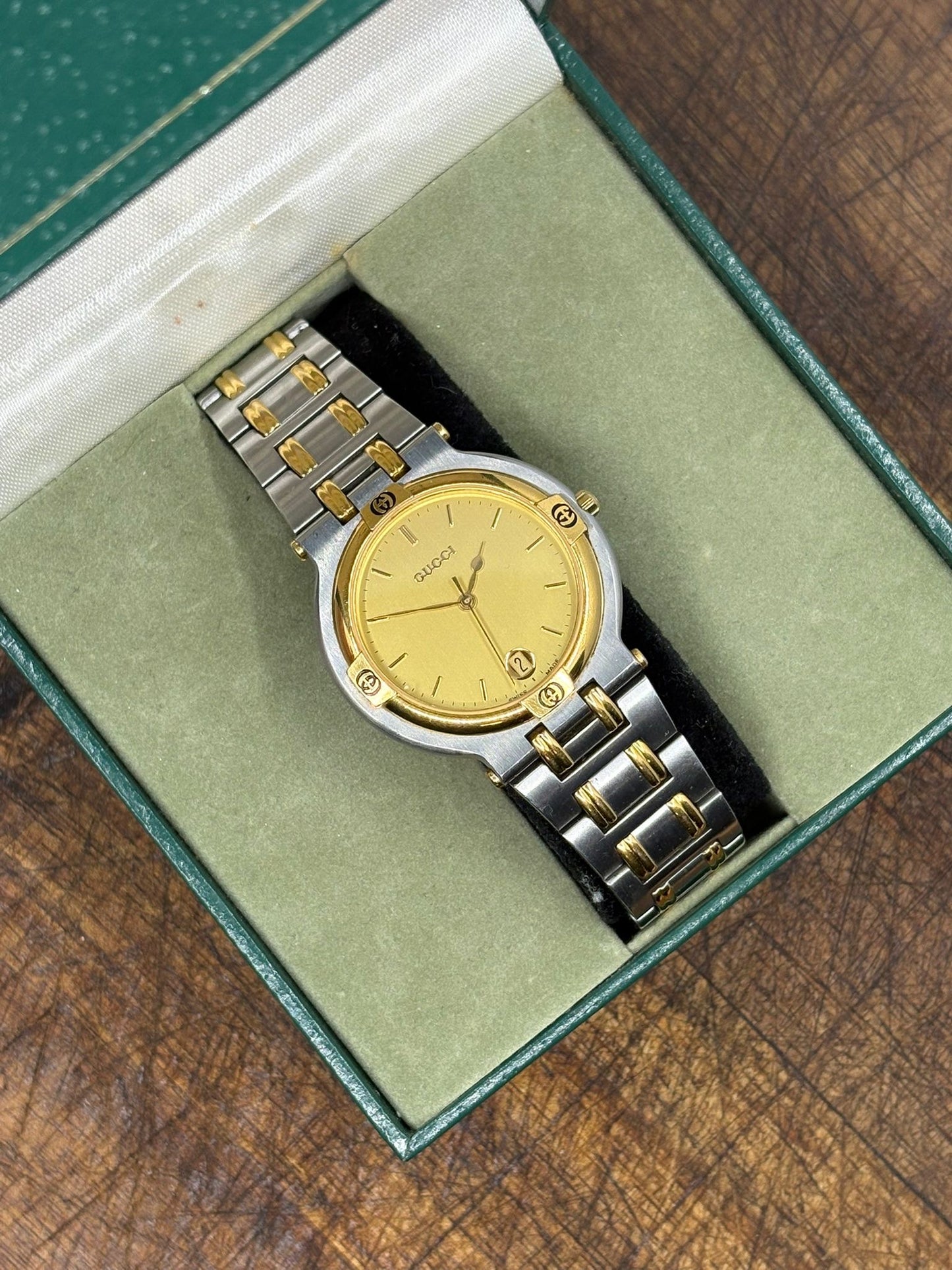 Vintage Gucci Two-Tone Quartz Watch – Gold Dial