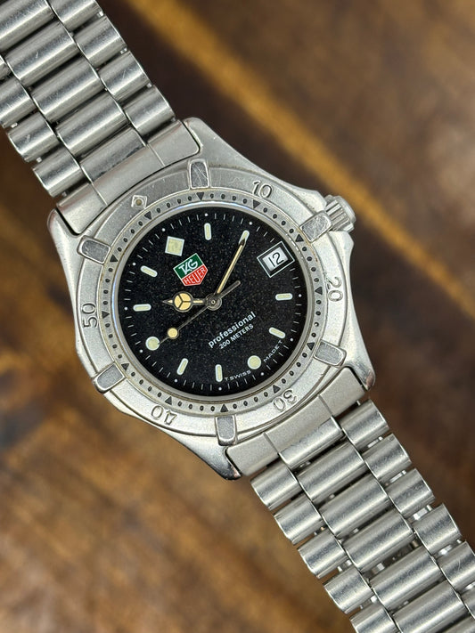 TAG Heuer Professional 200m Quartz Diver