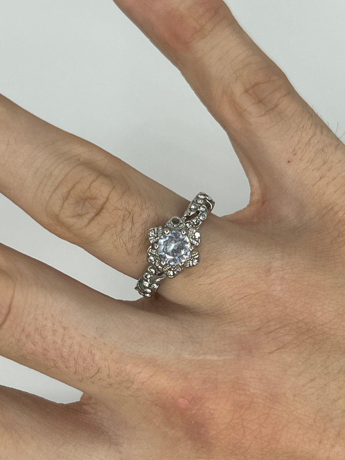 925 Sterling Silver Statement Ring – Clear Stone Ornate Setting