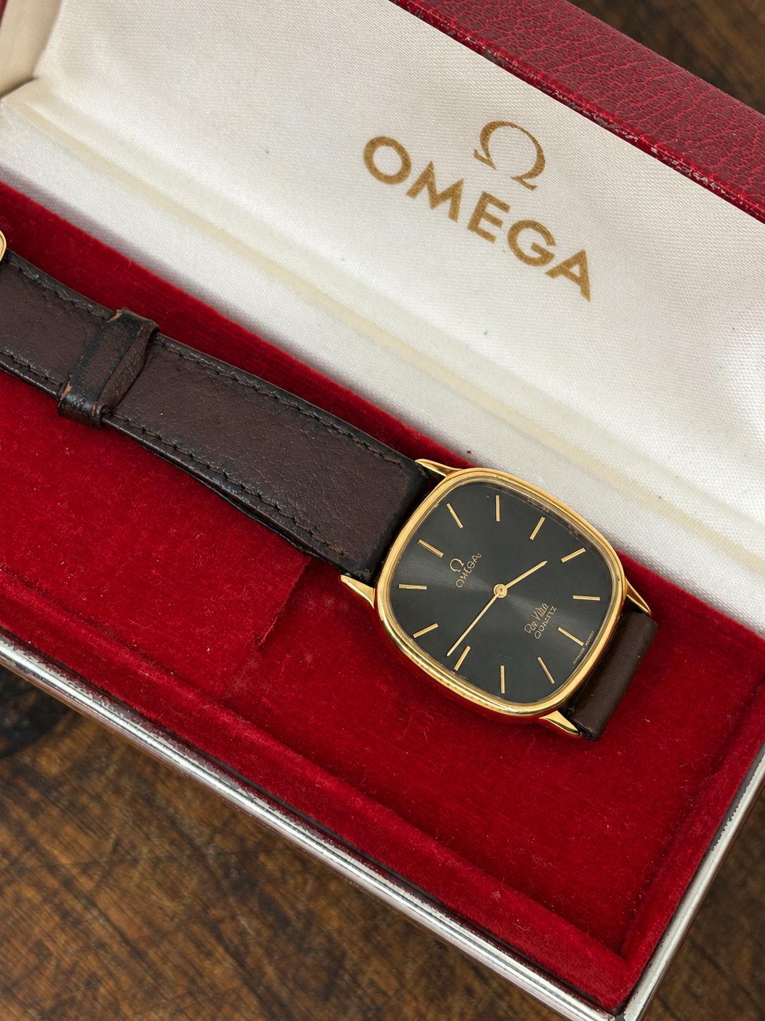 Vintage Omega De Ville Quartz Watch – Gold-Tone Cushion Case – Grey Sunburst Dial – Brown Leather Strap
