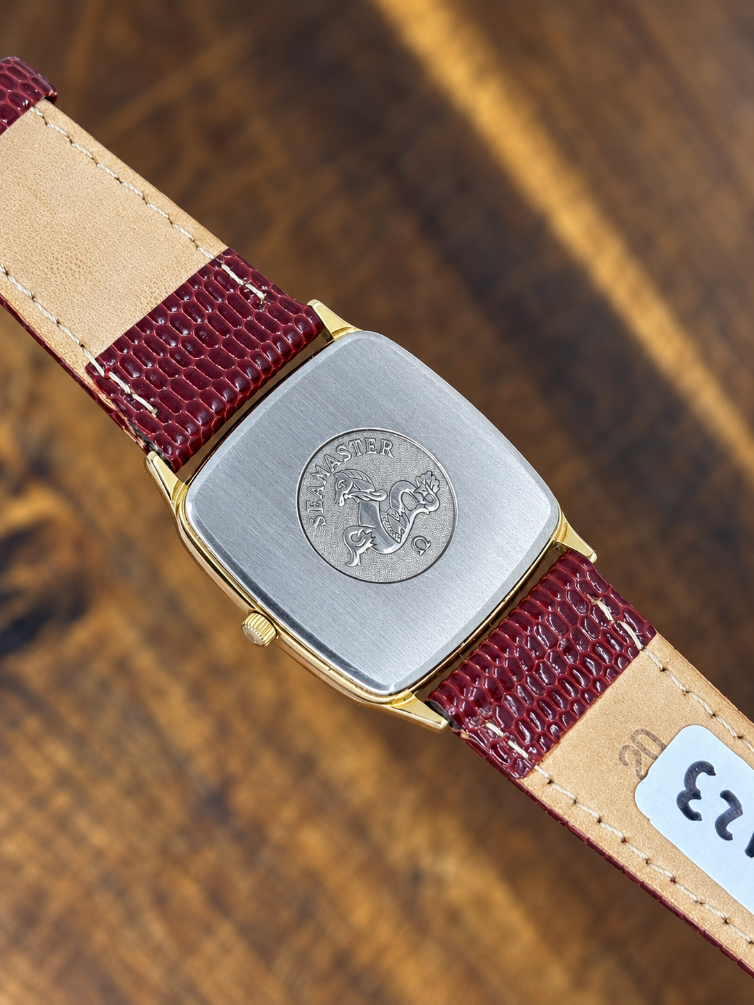Vintage Omega Seamaster Quartz – Gold Square Dial – Date Display – Burgundy Leather Strap