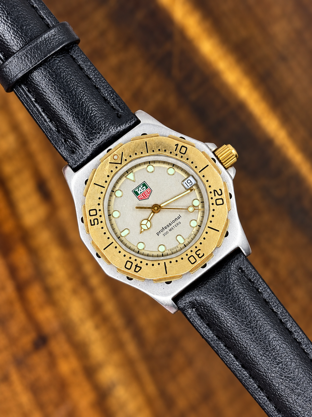 Vintage TAG Heuer Professional 200 Metres – Two-Tone Gold & Silver – Champagne Dial – Black Leather Strap